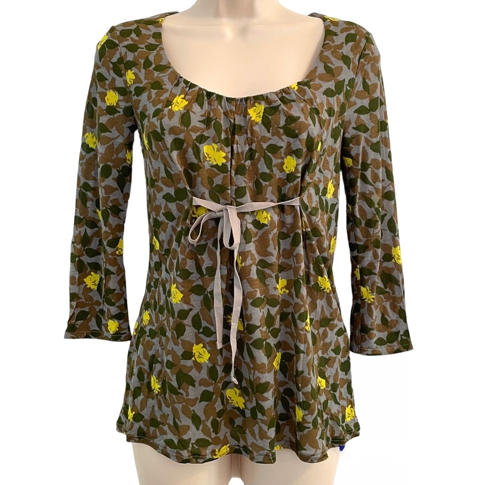Boden Lyocell double layer top US 2 Olive Rosebud scoop neck